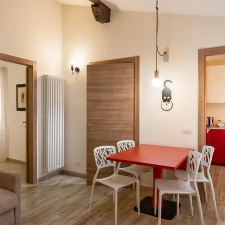 Ponte Pietra - Apartment